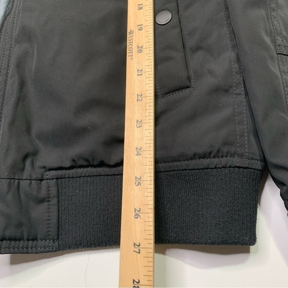 Tommy Hilfiger L Cargo Pockets Hidden Hooded Bomber Jacket - Picture 10 of 10
